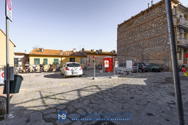 Featured image 4